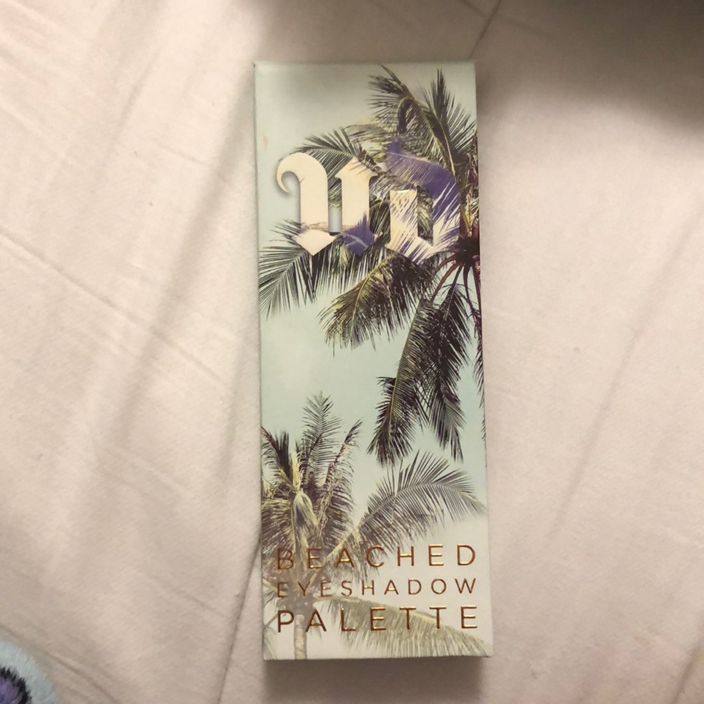 Urban Decay Beached Eyeshadow Palette